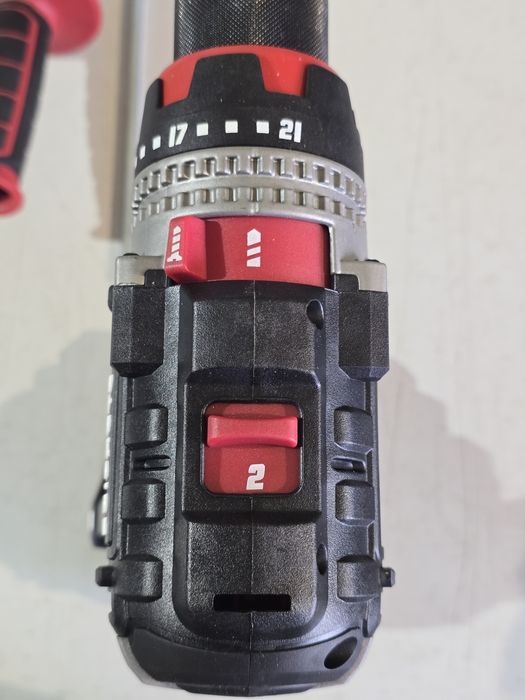 Aparafusadora com percussão Parkside