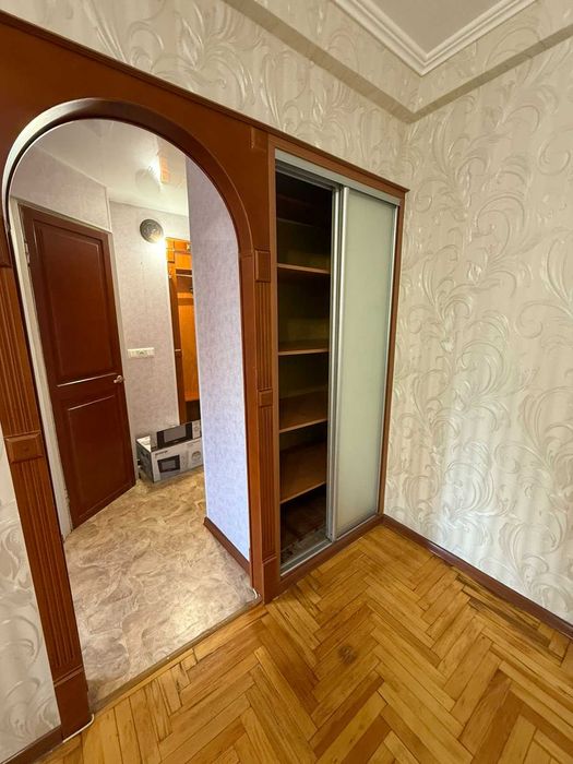 продам однокомнатную квартиру, ул. Каменногорская