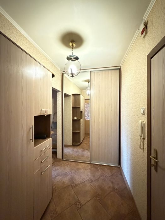 Продаж квартири на Радунській, 3