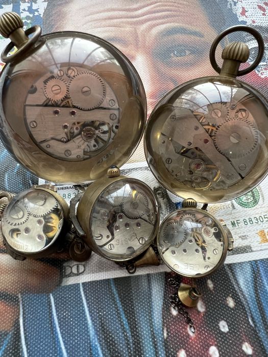 Вінтажні годинники Omega