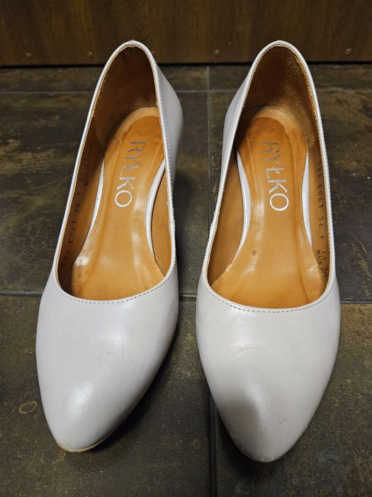 Szpilki szare  Ryłko rozm. 36