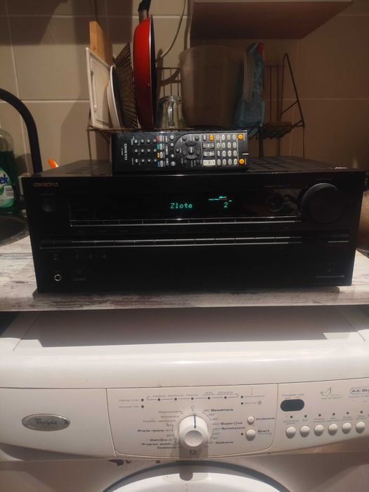 Sprzedam 7.2 Onkyo TX-NR646 Wi-Fi BT Atmos DTS:X 4K60P Hi-Res Spotify