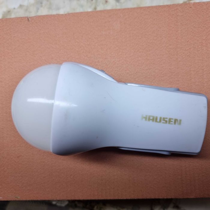 Аккумуляторный LED фонарь с подставкой, яркий, 220В, 230В