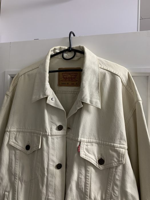 Куртка джинсовка белая LEVIS size:XL/L
