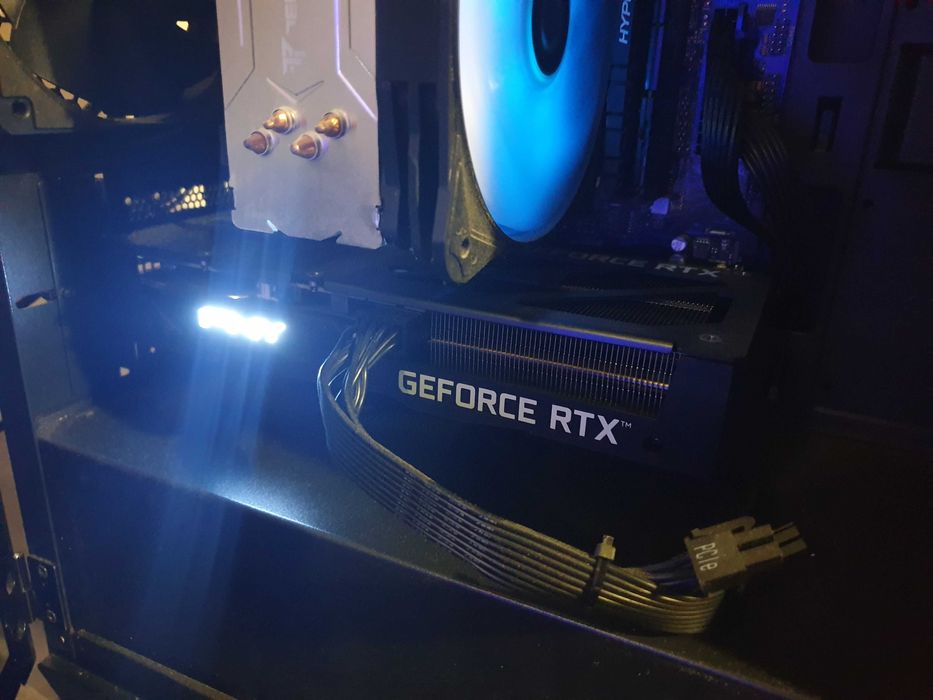 Torre / Desktop AMD Ryzen 5 2600X/NVIDIA GeForce RTX 3060 PNY/16GB RAM