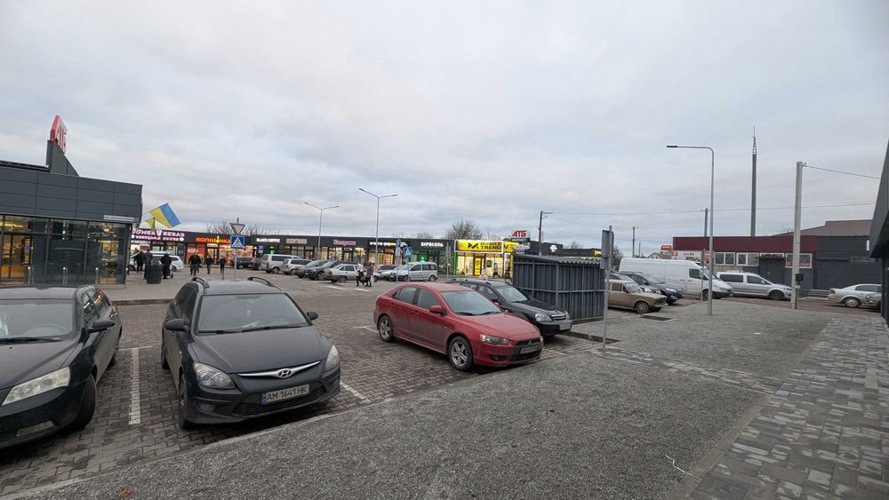 Оренда приміщення черняхів 30кв біля атб