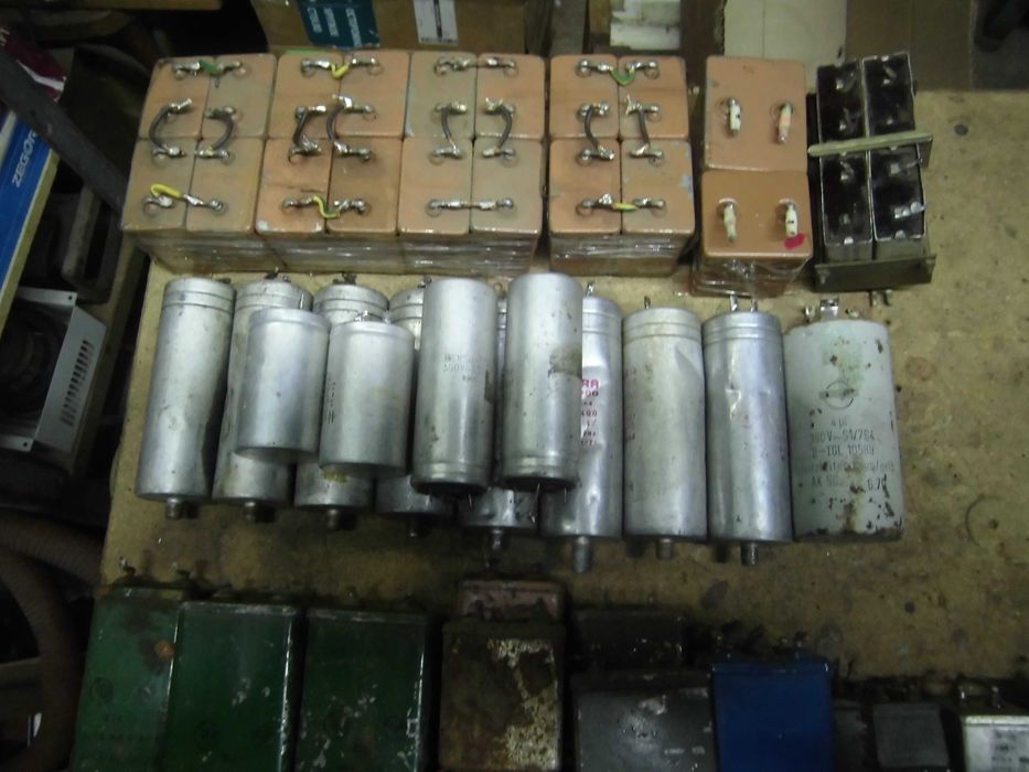 Конденсаторы на выбор