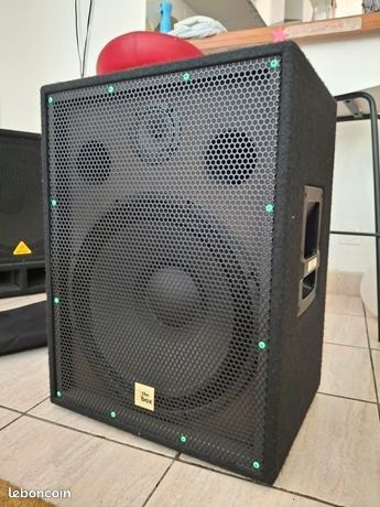 2 x Colunas passivas 15" + 3" tweeter