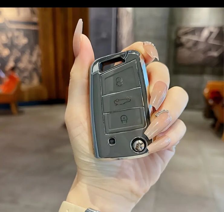 Авто аксесуари , Чехол глянцевий на ключі від авто VOLKSWAGEN, Skoda