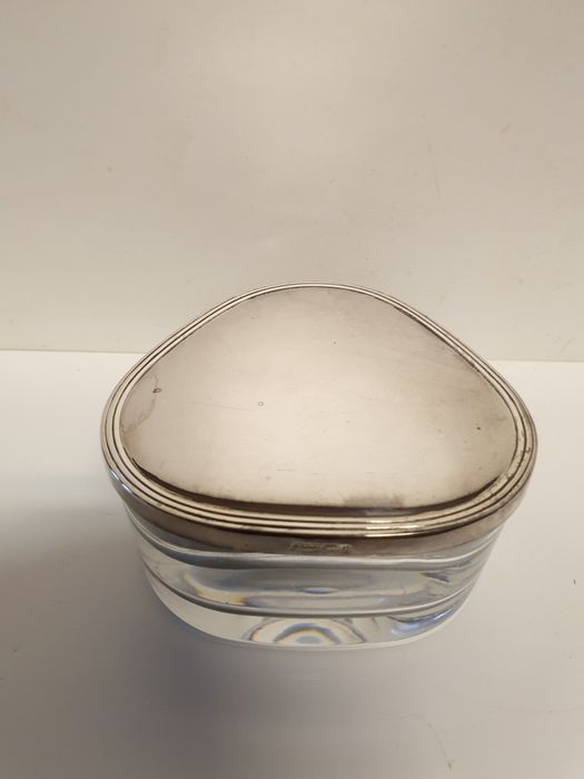 Fantastic Atlantis Crystal Box with Topaz Shell-Lid