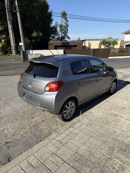 Mitsubishi space star