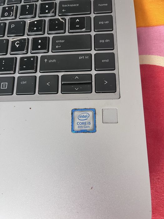 Hp elitebook  400 gb