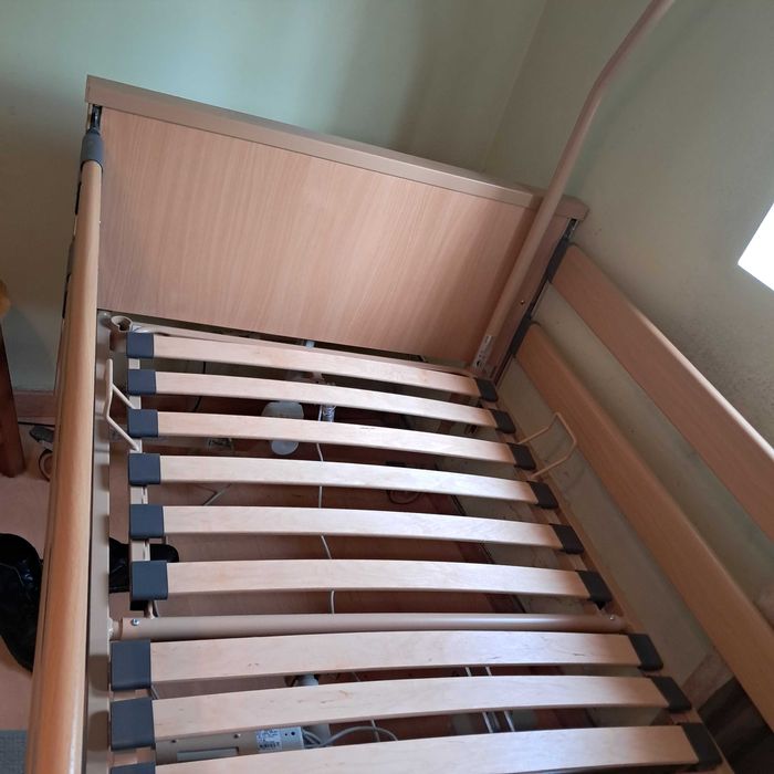 Cama articulada eléctrica