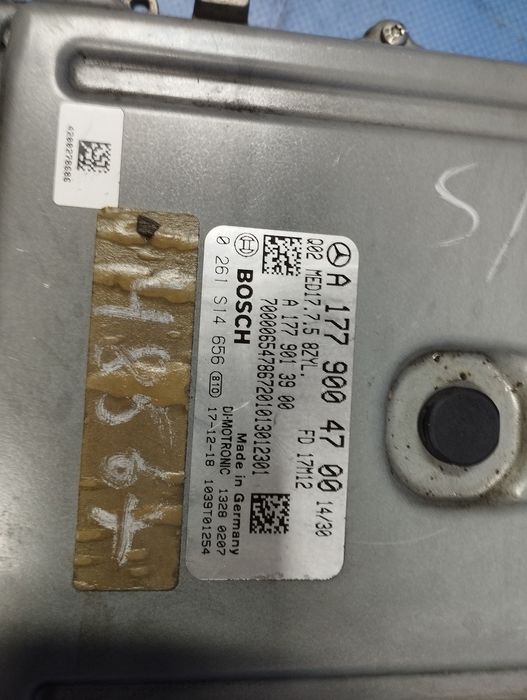 Блок керування двигуном Mercedes Мерседес W222 S 560 управления