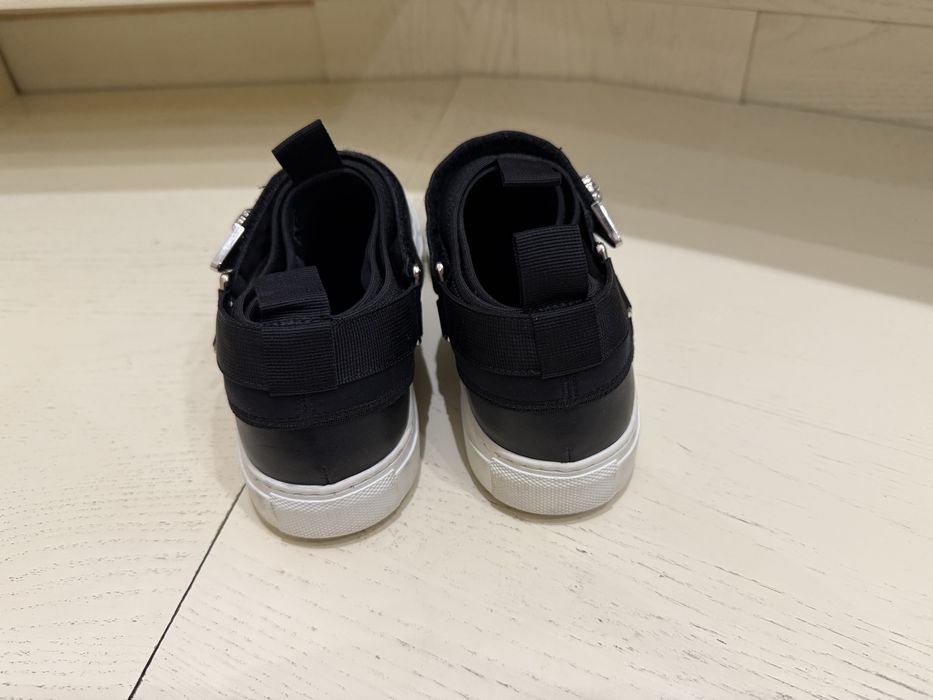 Оригінальні кеди Versace