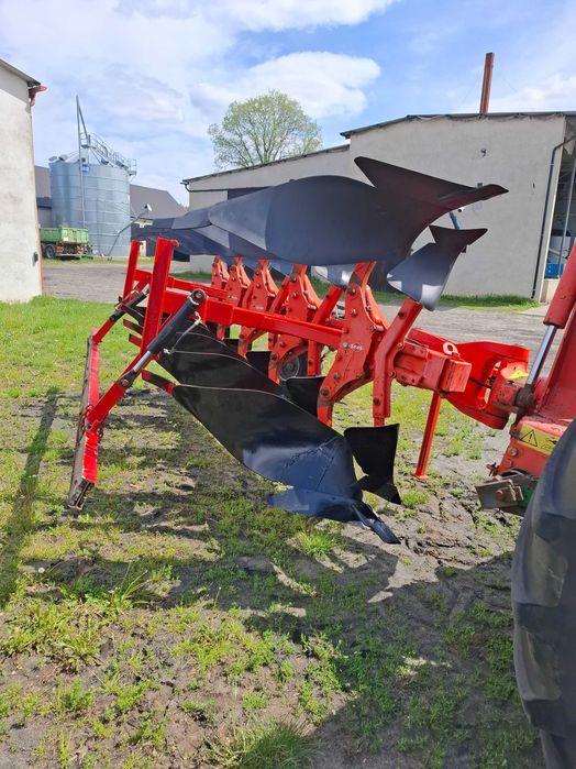 Pług obracalny zawieszany 5-skibowy Kuhn Multi- Master 152T