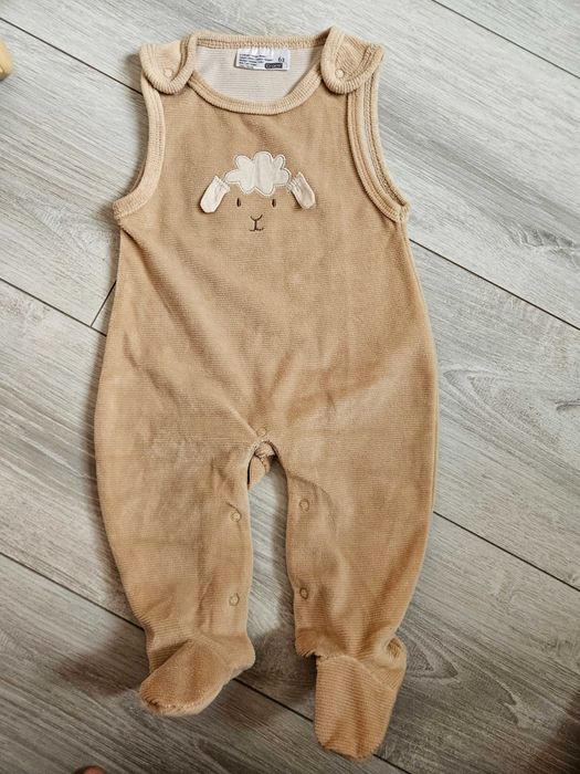 niemowlęce śpioszki