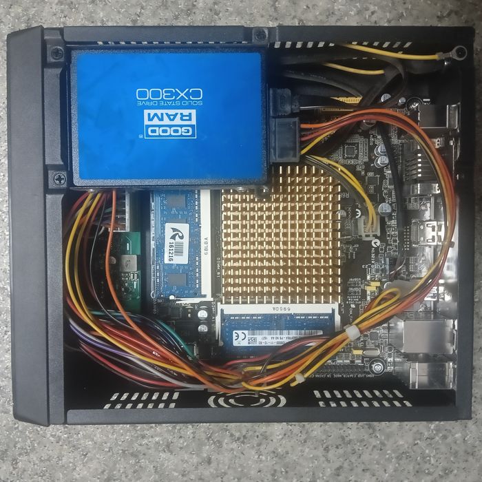 Системный блок, Celeron J1900