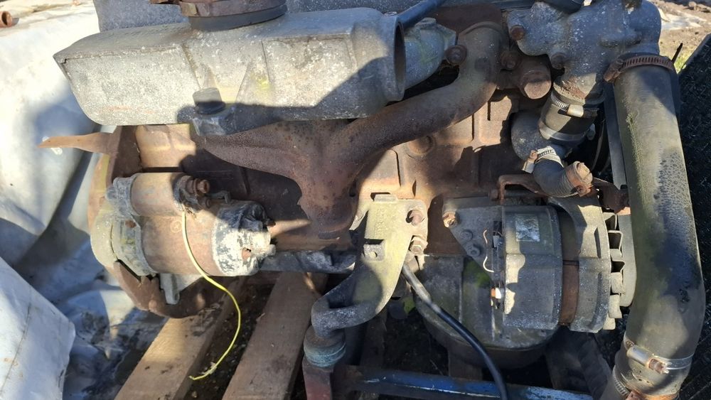 Silnik mercedes 300d i 240d