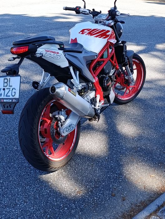 Vendo mota  SWM 125cc