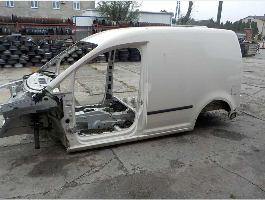Кузов криша дах лонжерон бочина четверть поріг Caddy Touran Кадді Туран