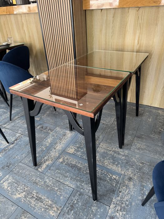 Vendese mesa de restaurante