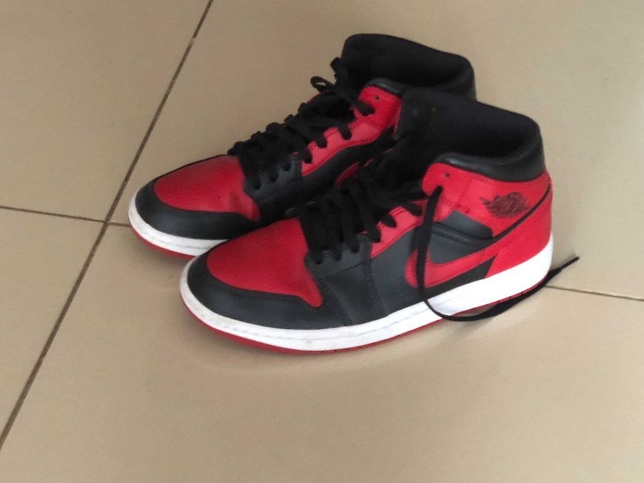 Nike Air Jordan 1 RETRO Mid Banned
