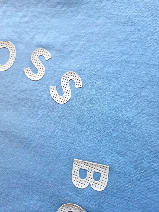 Футболка (Hugo Boss) размр. М . Made in Germany !