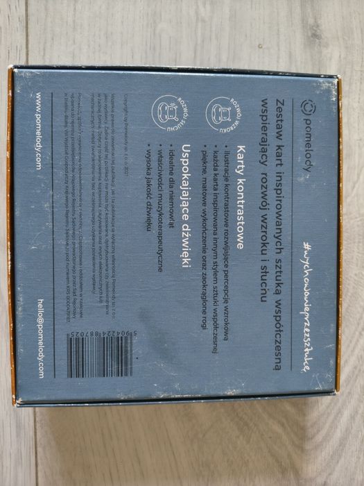 Karty kontrastowe z dźwiękiem. Pomelody
