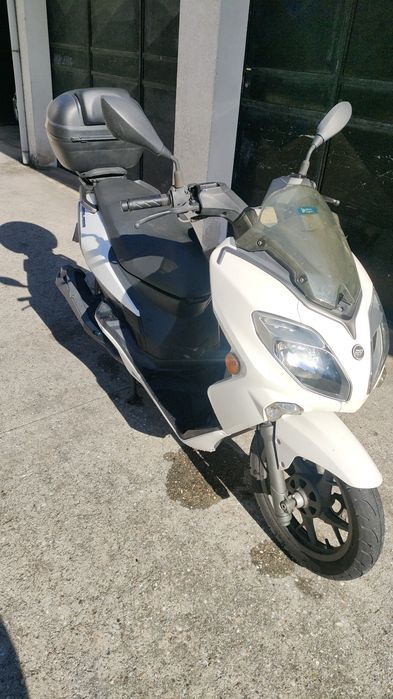 Kewey scooter 125