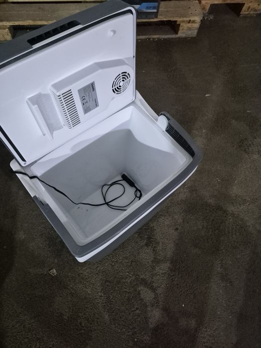 Холодильник туристичний авто