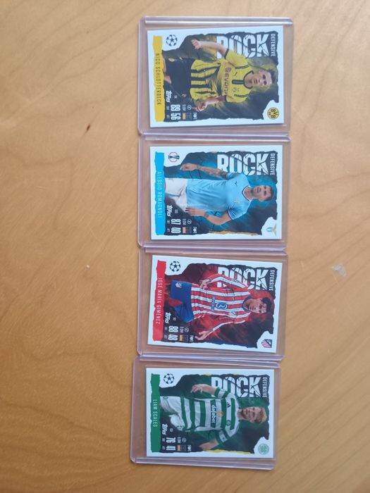 album Match Attax extra plus karty