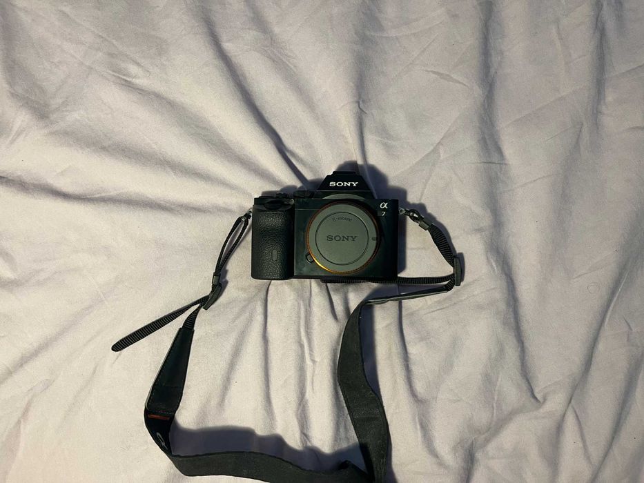 Sony A7 | 24 Mega Pixel Full Frame Camera | Como novo