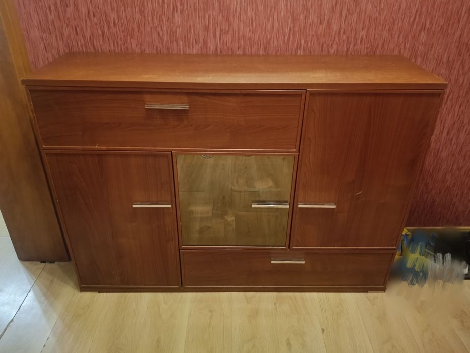 Duża ciężka Komoda