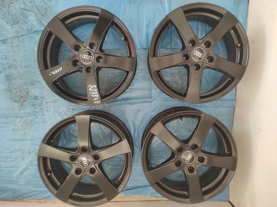 471 Felgi aluminiowe AUDI R 16 5x112 Bardzo Ładne CZARNE