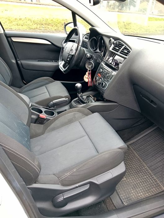 Citroen C4, rok 2011, po serwisie.