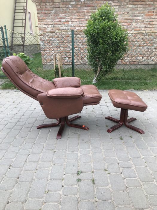 Крісло розкладне з пуфом (0060)