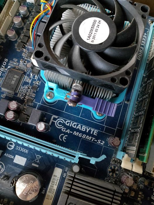 Материнская плата AMD AM3+