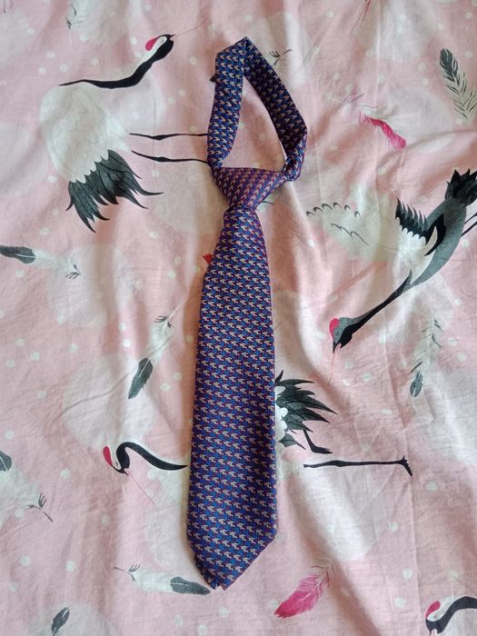 Męski krawat we wzorki