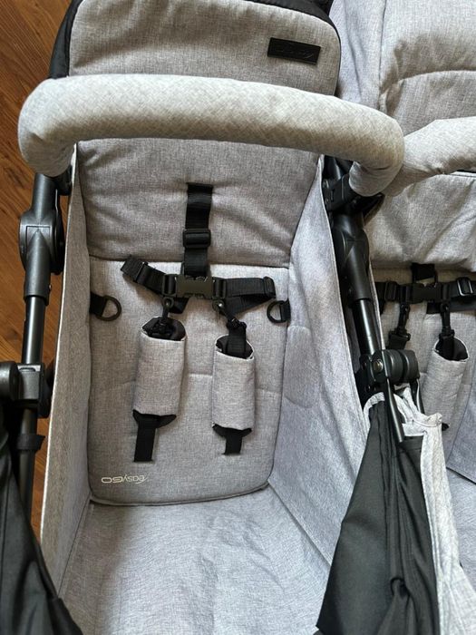 Дитяча коляска для двійні EasyGo