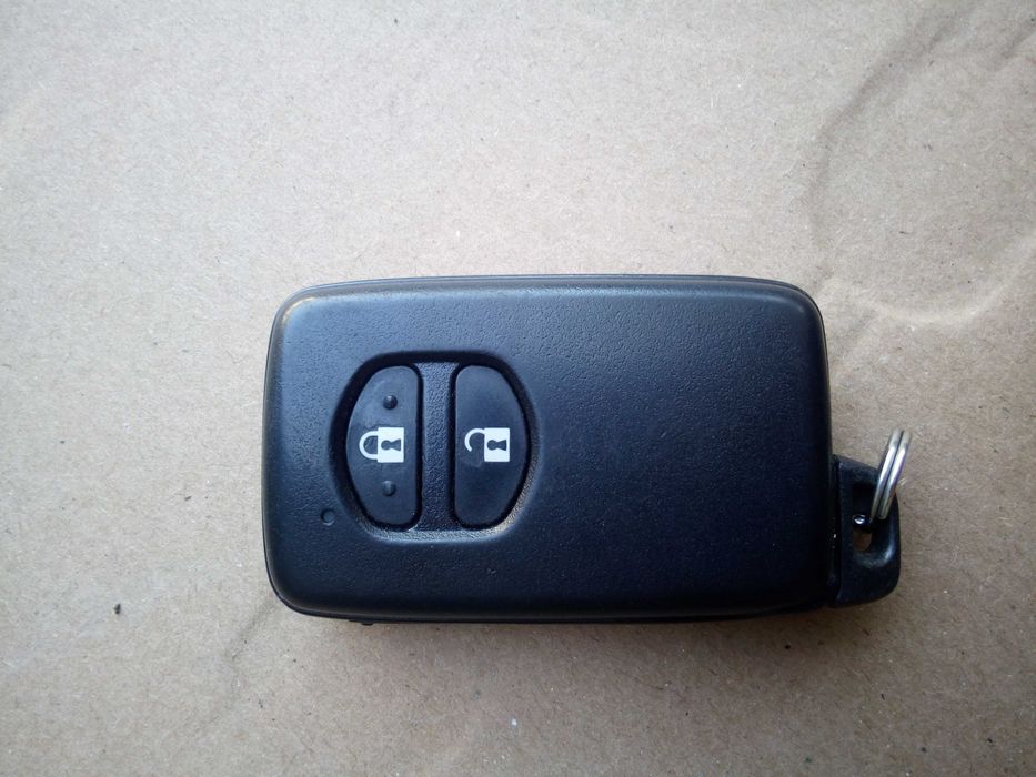 PRIUS III 09-15 kluczyk