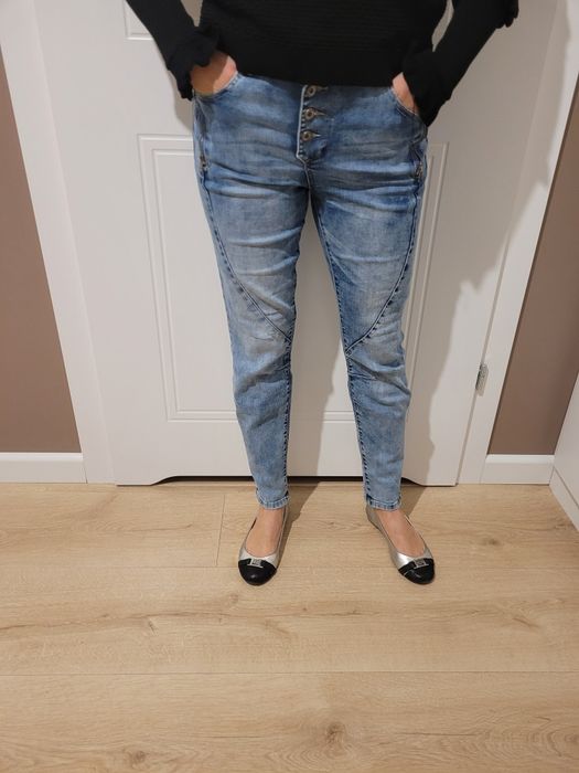 Spodnie jeansy r. 38