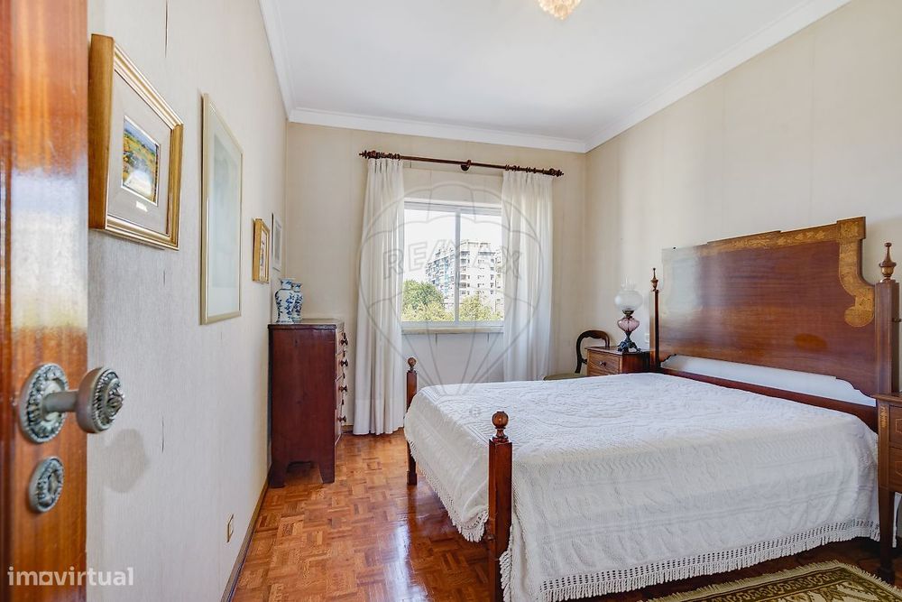 Apartamento T5 para venda