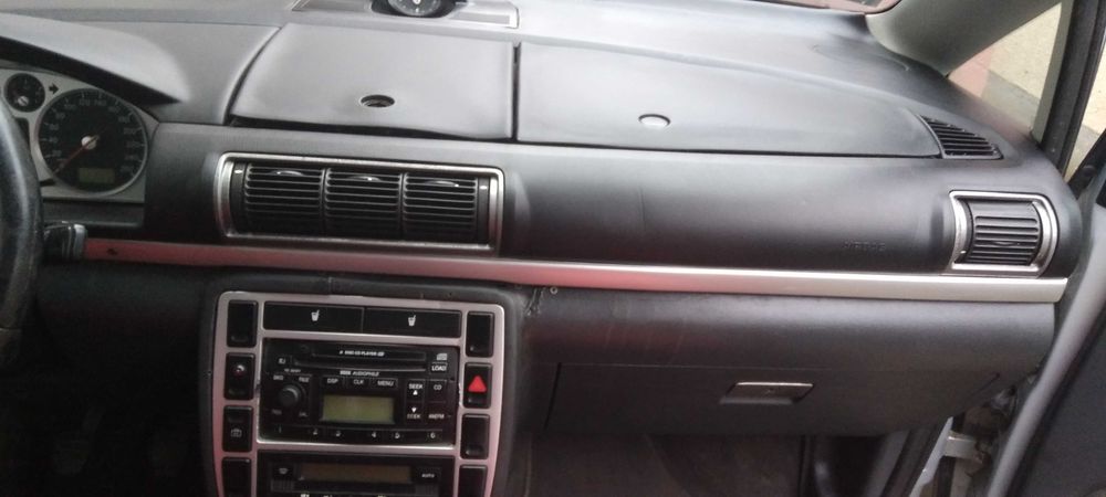 Ford Galaxy (мінівен)