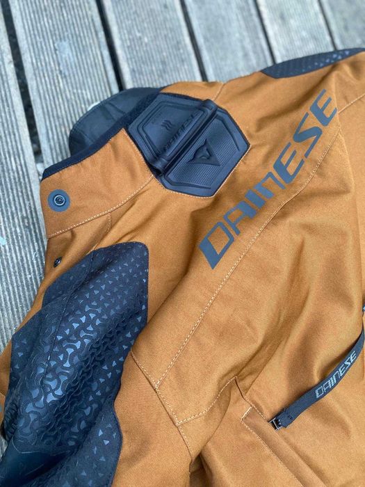 Casaco Dainese novo