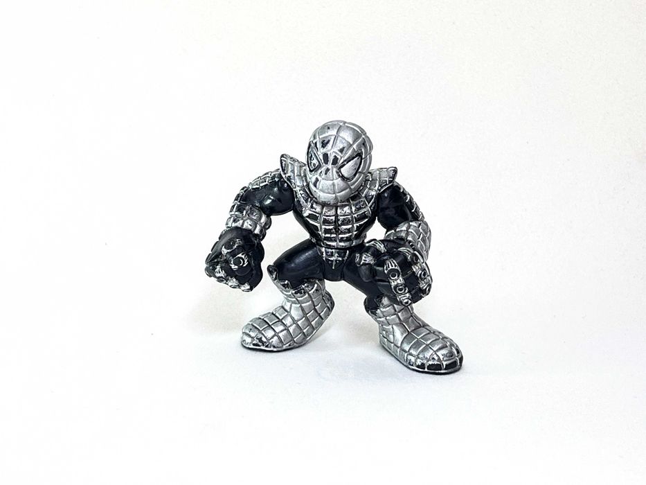 Homem-Aranha (Armadura Prata) Figura Super Hero Squad Hasbro