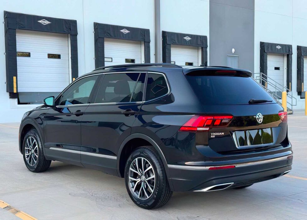 Volkswagen Tiguan SE      2020