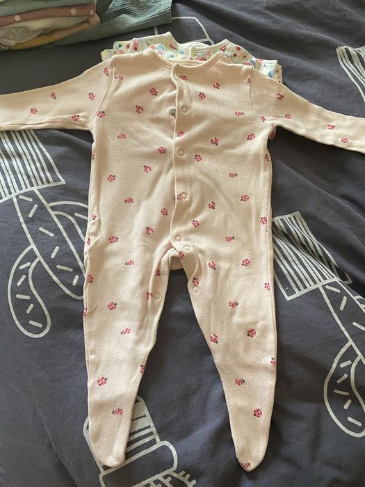 Бодіки та чоловічки для дівчинки