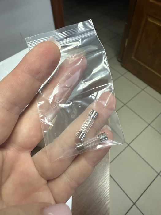 Студійний спалах Godox MS300v в ідеальному стані на гарантії є коробка