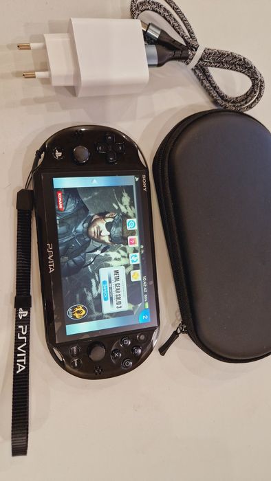 Sony Ps Vita Slim 65 игр + чехол!